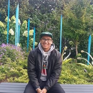 Meet your Posher, Carlo